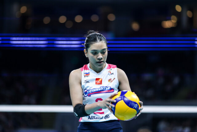 Creamline Cool Smashers' durante um jogo na PVL All-Filipino Conference.
