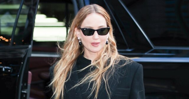 Ama o macacão floral de Jennifer Lawrence? Copie o visual Marta Stewart