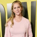 Amy Schumer se sente renascida depois que comentários com rosto inchado levaram ao diagnóstico de síndrome de Cushing