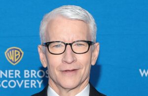 Anderson Cooper assina ‘60 Minutes’ após quase 20 anos como correspondente Anderson Cooper assina ‘60 Minutes’ após quase 20 anos como correspondente