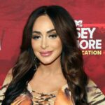 Jersey Shore Angelina Pivarnick detalha por que ela quase desistiu do spinoff de férias em família