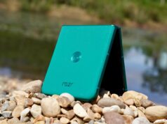 Ano novo, só telefone? O Motorola Razr 2026 é vítima do seu próprio sucesso Motorola Razr Ultra ao lado de um Motorola G Play 2026