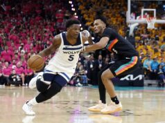 Anthony Edwards ‘desapontado’ apesar da vitória selvagem dos Timberwolves contra os Spurs Anthony Edwards 'desapontado' apesar da vitória selvagem dos Timberwolves contra os Spurs