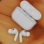 Apple atinge marco no desenvolvimento de AirPods com câmeras: relatório