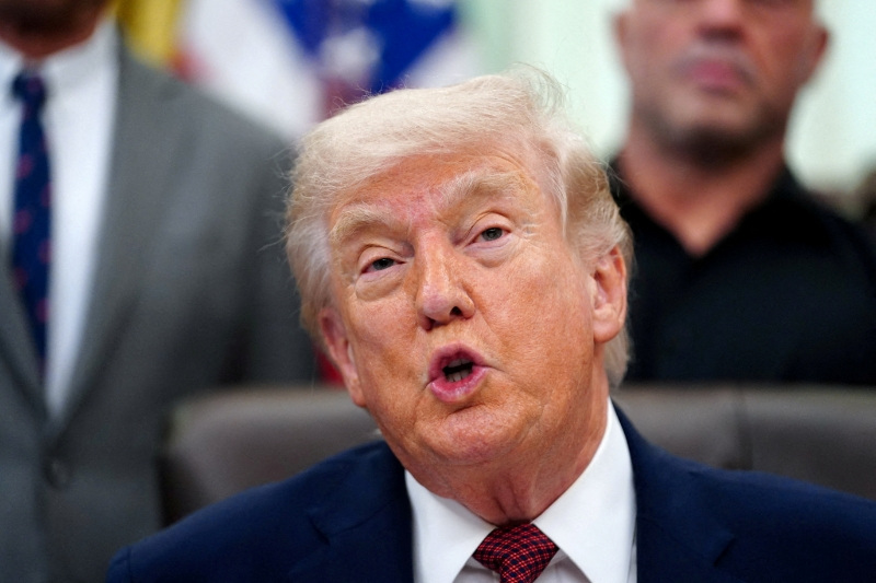Aprovação de Trump cai para 35% à medida que o apoio republicano diminui, revela pesquisa Reuters/Ipsos