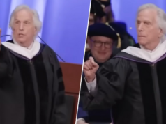 As 2 palavras pelas quais Henry Winkler vive, de acordo com o sincero discurso de formatura que ele acabou de proferir As 2 palavras pelas quais Henry Winkler vive, de acordo com o sincero discurso de formatura que ele acabou de proferir