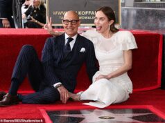 As estrelas de Devil Wears Prada, Emily Blunt e o cunhado Stanley Tucci, são incentivados por seus cônjuges famosos e co-estrelas de primeira linha ao receberem estrelas na Calçada da Fama de Hollywood Emily Blunt e Stanley Tucci foram homenageados com estrelas na Calçada da Fama de Hollywood ao serem aplaudidos por seus cônjuges famosos