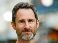 Autor australiano tem livros permanentemente retirados de escolas públicas Craig Silvey
