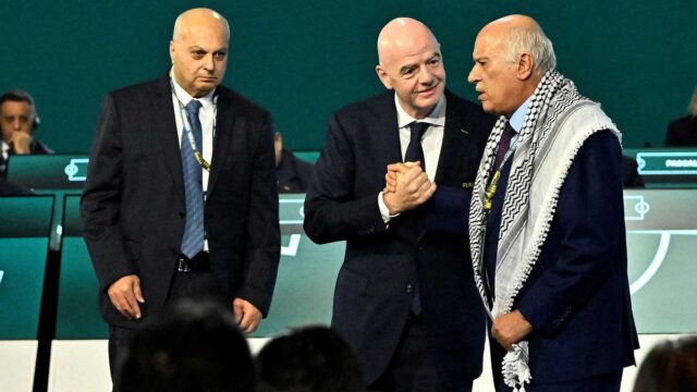 Autoridades da Palestina e de Israel se recusam a apertar as mãos no Congresso da FIFA
