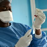 Autoridades de saúde alertam sobre novo surto de Ebola na República Democrática do Congo