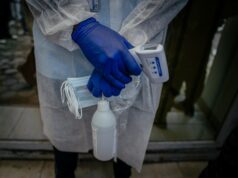 Autoridades dos EUA dizem que missionário que contraiu Ebola a caminho da Alemanha Autoridades dos EUA dizem que missionário que contraiu Ebola a caminho da Alemanha