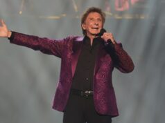 Barry Manilow adia datas em Las Vegas, mas diz que está fazendo “grande progresso” na recuperação do câncer Barry Manilow adia datas em Las Vegas, mas diz que está fazendo “grande progresso” na recuperação do câncer