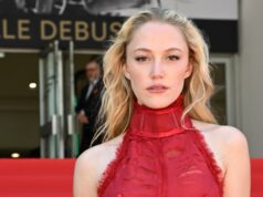 Bebês assassinados, machados enterrados em cabeças e uma monstruosa Maika Monroe: ‘Victorian Psycho’ choca Cannes em ovação de 5 minutos Bebês assassinados, machados enterrados em cabeças e uma monstruosa Maika Monroe: 'Victorian Psycho' choca Cannes em ovação de 5 minutos