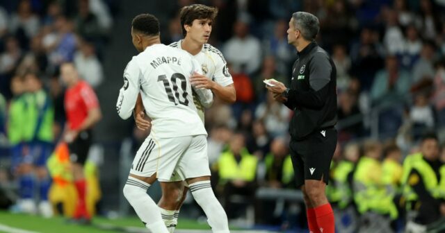 Benched Mbappe diz que é a quarta escolha do Real Madrid sob o comando de Arbeloa
