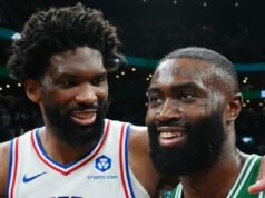 Bitter Jaylen Brown critica Joel Embiid por ‘cair’ após a derrota do Celtics no jogo 7 Os jogadores da NBA Joel Embiid, do 76ers, e Jaylen Brown, do Celtics, sorriem juntos após um jogo dos playoffs.