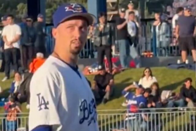 Blake Snell parece dolorosamente envergonhado quando o rap do SoundCloud volta para assombrá-lo no meio do jogo
