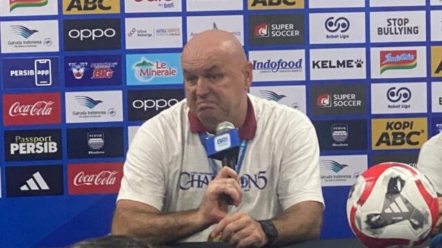 Bojan Hodak: Persib Bisa Juara Karena Fator Keberuntungan Bojan Hodak: Persib Bisa Juara Karena Fator Keberuntungan