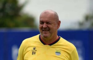 Bojan Hodak Sebut Persib x Persija Derbi Terbaik Ásia Tenggara Bojan Hodak Sebut Persib x Persija Derbi Terbaik Ásia Tenggara