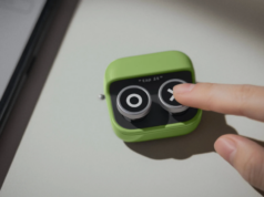 Boox acaba de lançar o controle remoto sem fio Tappy, deixando a Amazon comendo poeira Um controle remoto Boox Tappy