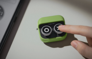 Boox acaba de lançar o controle remoto sem fio Tappy, deixando a Amazon comendo poeira Um controle remoto Boox Tappy