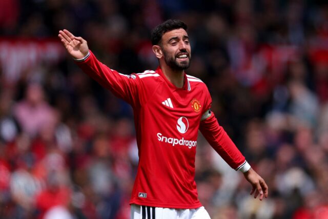 Bruno Fernandes reage ao empate no recorde de assistências da Premier League
