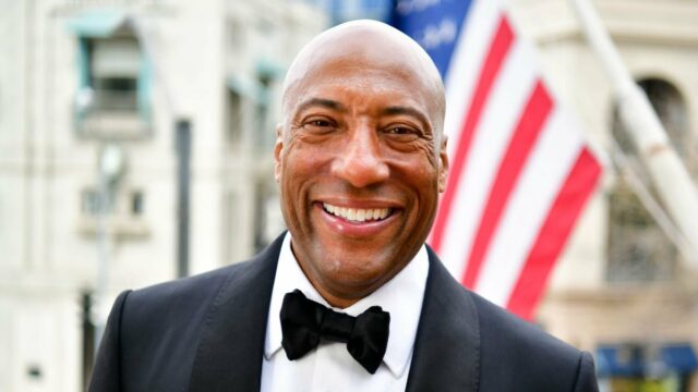 Byron Allen diz que economizará para a CBS pelo menos Byron Allen (Crédito: Getty Images)