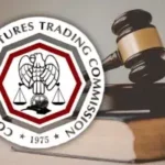 Logotipo da CFTC ao lado do martelo do juiz ilustrando a batalha legal federal sobre mercados de previsão e regulamentações estaduais de jogos de azar
