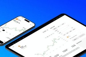 Aplicativo de negociação de criptografia Gemini exibido em smartphone e tablet mostrando gráficos de preços de Bitcoin, gerenciamento de portfólio de ativos digitais e interface de troca de criptomoedas. CFTC recua do caso de aplicação de futuros de Bitcoin Gemini em meio a polêmica