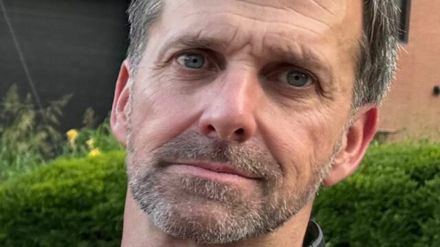 Esta imagem parece mostrar Craig Berry, acusado de atirar em sua esposa antes de fugir para a floresta. - Gabinete do Xerife do Condado de Stewart