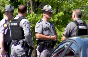 Caçada humana em andamento após assalto a banco mortal em Kentucky Yahoo news home