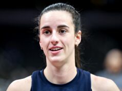 Caitlin Clark aborda preocupações com lesões após a perda de Fever para Wings Caitlin Clark #22 of the Indiana Fever