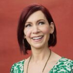 Carrie Preston diz que suas bolsas ‘Elsbeth’ são fundamentais para o personagem – mas causam um problema físico real