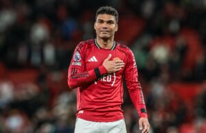 Casemiro acha que poderia ter ficado ‘mais um ano’ se o Man Utd tomasse uma decisão antes Casemiro revela relacionamento ‘inacreditável’ com os torcedores do Man Utd antes da última aparição em Old Trafford