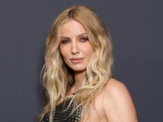 Celebridades que estrearam Baby Bumps no Festival de Cinema de Cannes ao longo dos anos GettyImages-2276771876-Annabelle-Wallis-Celebridades-Que-Estrearam-Gravidez-no-Cannes-Film-Festival.jpg