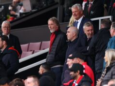 Charlie Adam e Sam Allardyce alertam Ineos para não jogar dados sobre o atacante vinculado ao Man Utd, mesmo em transferência gratuita Charlie Adam e Sam Allardyce alertam Ineos para não jogar dados sobre o atacante vinculado ao Man Utd, mesmo em transferência gratuita