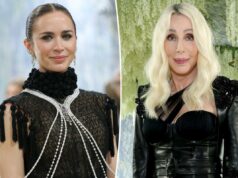 Cher e Emily Blunt usaram este ‘facelift em uma jarra’ antes do Met Gala Creme Charlotte Tilbury em frasco de vidro transparente com tampa em ouro rosa.