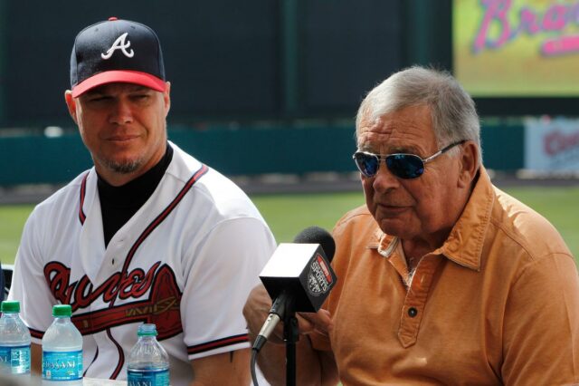 Chipper Jones e Bobby Cox.