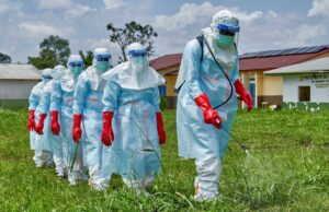 Cimeira Índia-África adiada porque surto de Ébola no Congo se aproxima dos 600 casos suspeitos Cimeira Índia-África adiada porque surto de Ébola no Congo se aproxima dos 600 casos suspeitos