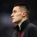 Cinco atacantes 'experientes' que o Manchester United pode contratar neste verão para ajudar Benjamin Sesko
