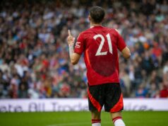 Cinco gols em quatro jogos, o ex-jovem do Man Utd que trabalhou com Van Nistelrooy encontrando forma após a saída Cinco gols em quatro jogos, o ex-jovem do Man Utd que trabalhou com Van Nistelrooy encontrando forma após a saída