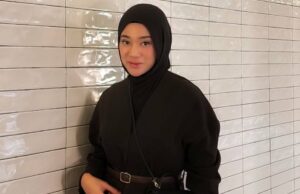 Clara Shinta Ngaku Lebih Tenang Usai Pisah Rumah com Suami yang Kepergok VCS Clara Shinta Ngaku Lebih Tenang Usai Pisah Rumah com Suami yang Kepergok VCS