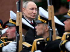 Com uma posição forte na Ucrânia e descontentamento em casa, Putin parece pronto para intensificar a sua guerra Com uma posição forte na Ucrânia e descontentamento em casa, Putin parece pronto para intensificar a sua guerra