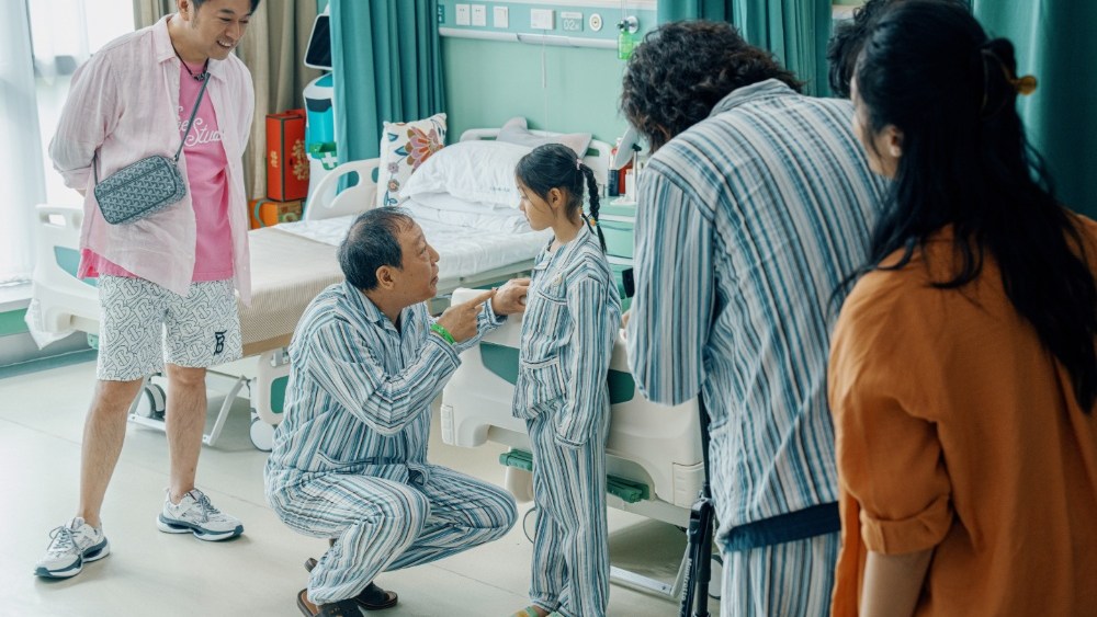 Comédia paliativa de 'Detetive Chinatown' Helmer Chen Sicheng 'Being Towards Death' com destino ao Reino Unido com Trinity CineAsia