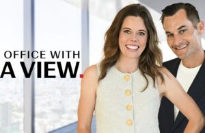 Como Jason Berger e Amy Laslett, do Kids at Play, produziram a estreia na direção de John Travolta Como Jason Berger e Amy Laslett, do Kids at Play, produziram a estreia na direção de John Travolta