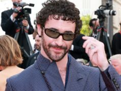 Conclusões de Cannes 2026: Hollywood ficou em casa, a IA saiu do armário e o diretor de ‘Club Kid’ Jordan Firstman ganhou US $ 17 milhões Conclusões de Cannes 2026: Hollywood ficou em casa, a IA saiu do armário e o diretor de 'Club Kid' Jordan Firstman ganhou US $ 17 milhões