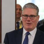 O rei apresentará hoje os planos de Keir Starmer para o governo - apesar da incerteza sobre se ele estará no poder para implementá-los