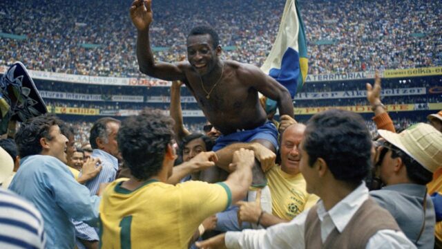 Copa do Mundo FIFA 2026 - Enorme estátua de Pelé inaugurada no México antes do torneio
