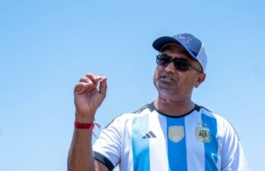 Cricket Canada nomeia Monty Desai como técnico da seleção masculina Cricket Canada nomeia Monty Desai como técnico da seleção masculina