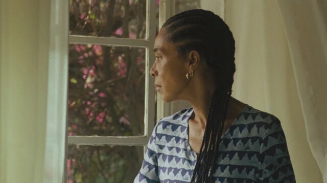 Crítica de 'Clarissa': Sophie Okonedo é excelente na fascinante reimaginação notas nuas