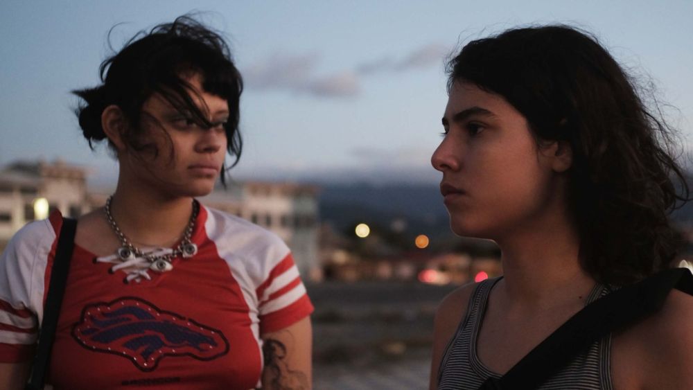 Crítica de ‘Forever Your Maternal Animal’: Valentina Maurel faz um filme Hangout para a multidão do Arthouse